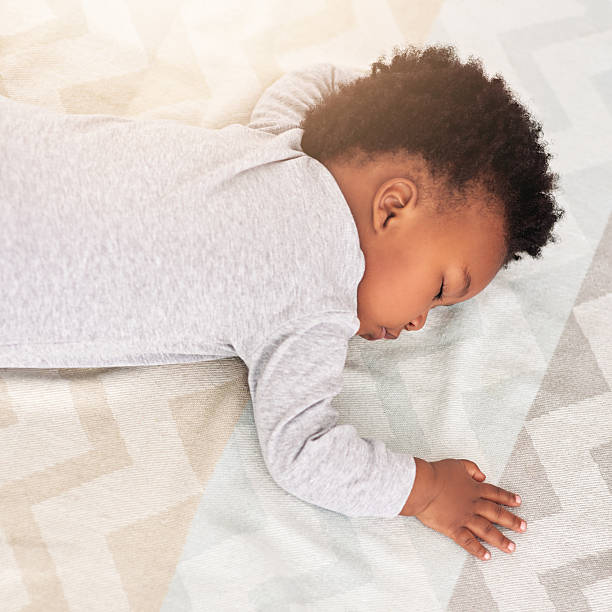 istock Dreaming sweet baby dreams 518141402
