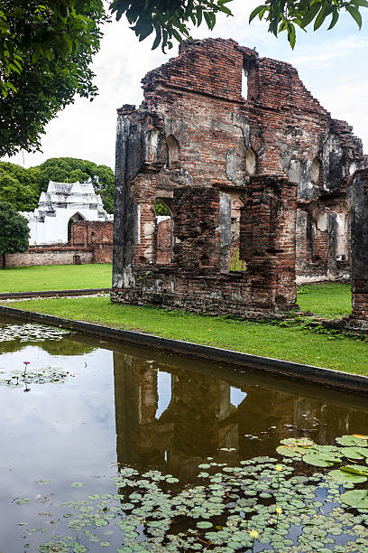 istock Building in Phra Narai Ratchaniwet 518169789