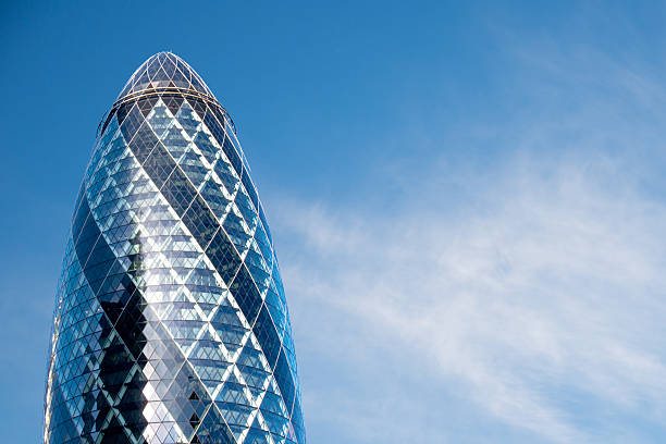 未来的建築のガーキンビルビュー,london - 30 st mary axe ストックフォトと画像