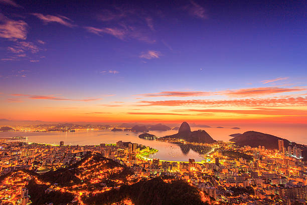 istock Sugar Loaf on the Sunrise in Rio de Janeiro 518210844