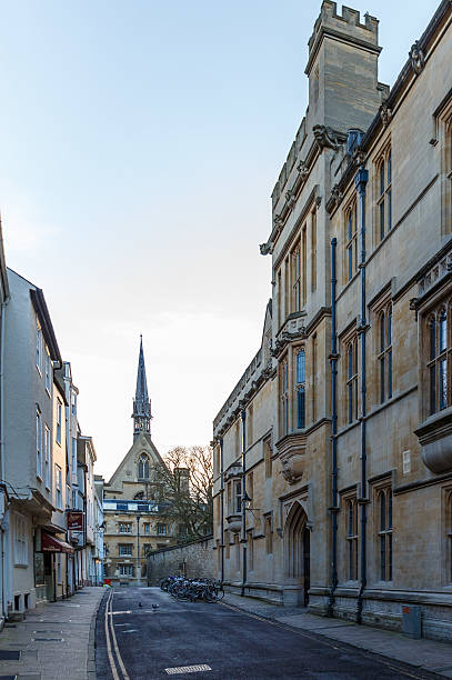 istock Early spring morning in Oxford 518225974