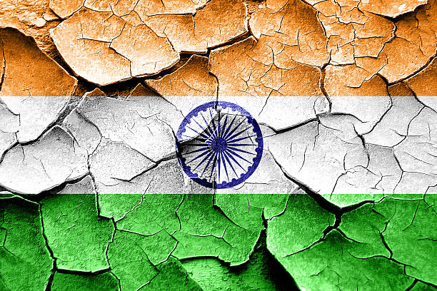 istock Grunge India flag with some cracks and vintage look 518230848
