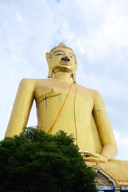 istock big golden Buddha statues 518270934