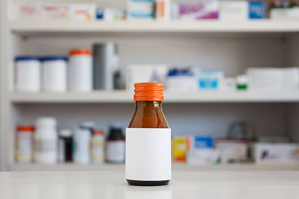 istock Blank white label of medicine bottle 518306680