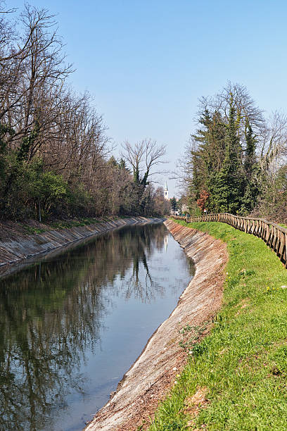 istock Canal Villoresi in Brianza (Italy) 518309706