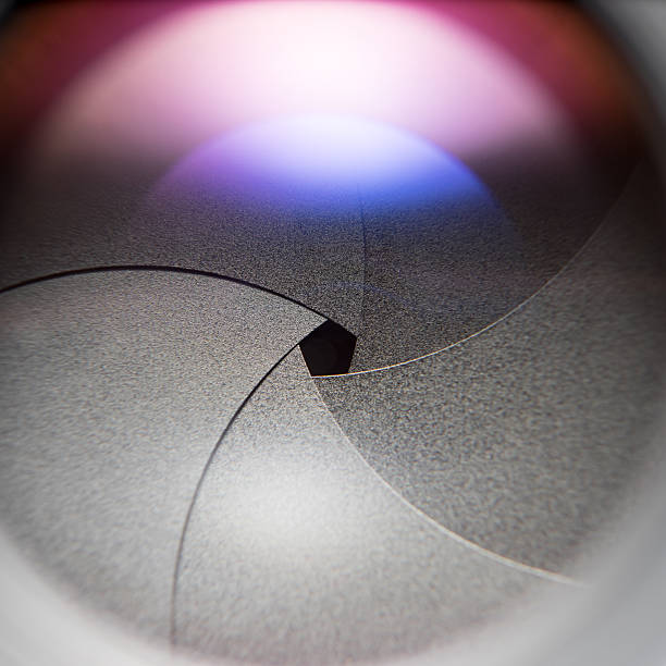 istock Aperture of Vintage Lens 518328784