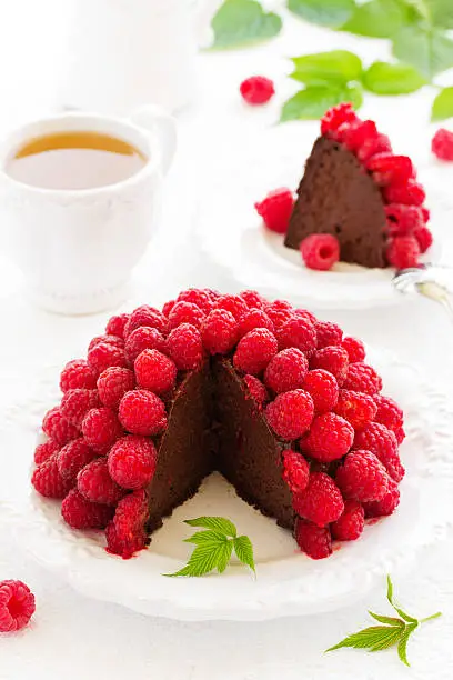 Chocolate raspberry mousse cake "Raspberry". Chocolate raspberry mousse cake "Raspberry".