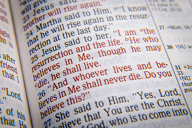 istock Bible text - I AM THE RESURRECTION AND THE LIFE 518355694