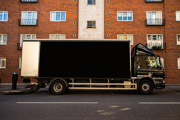 istock Delivery truck 518362136