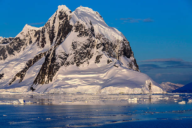istock Lemaire Channel - Antarctica 518370792