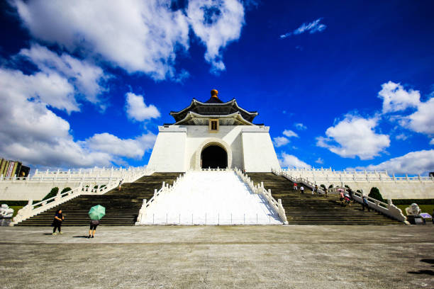 chiang kai-shek memorial - national chiang kai shek memorial hall foto e immagini stock