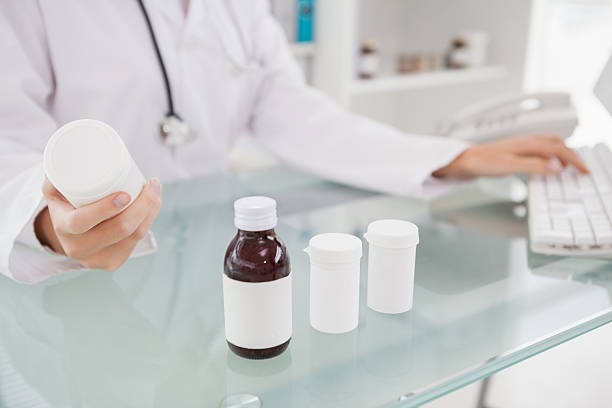 istock Vet typing on keyboard the prescriptions 518382945
