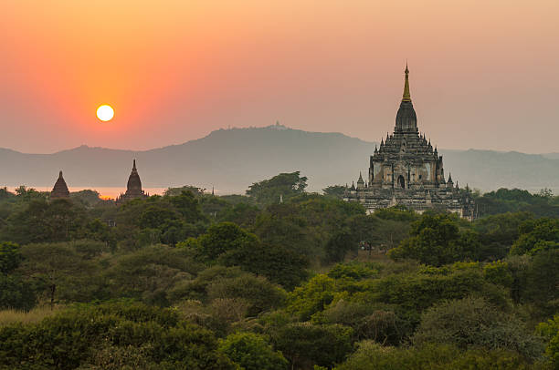 istock Ancient pagodas in Bagan on blue sky day 518387120
