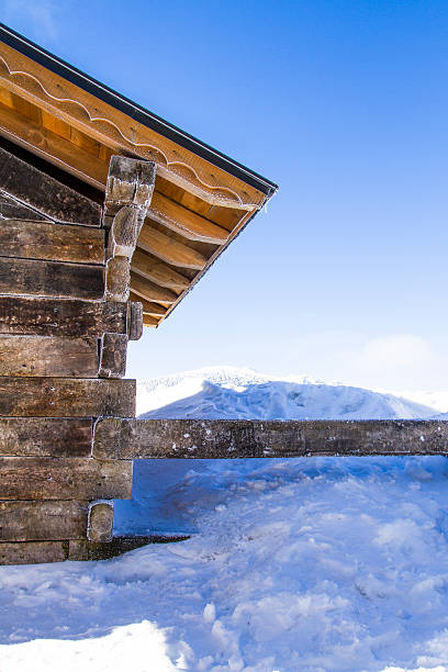 istock Cabin in the snow, Spain 518427303
