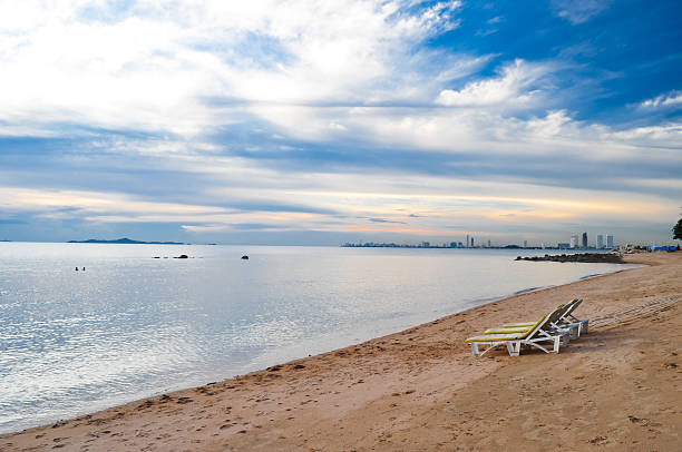 istock Sunset beach near Pattaya 518456843