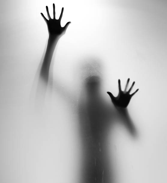 注目を浴びても恐れること - shadow naked people ghost ストックフォトと画像