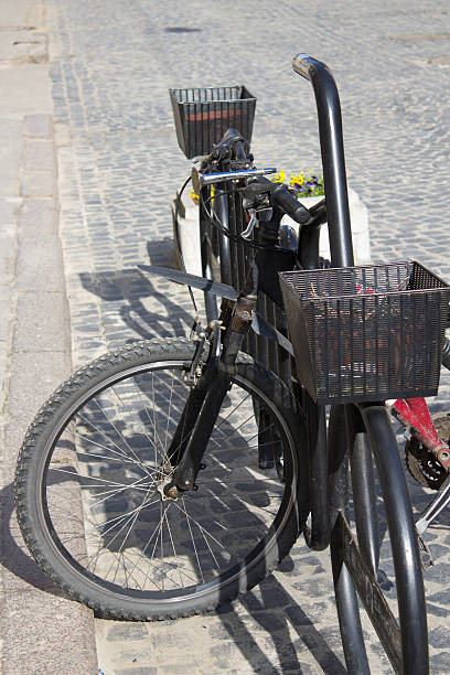istock parked one bike 518492930