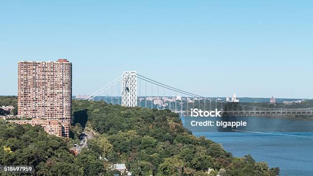 High Rise Living Fort Lee New Jersey Stock Photo - Download Image Now - New  Jersey, George Washington Bridge, Apartment - iStock
