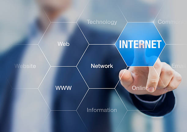 istock Businessman presenting the concept of internet and web technologies 518524058
