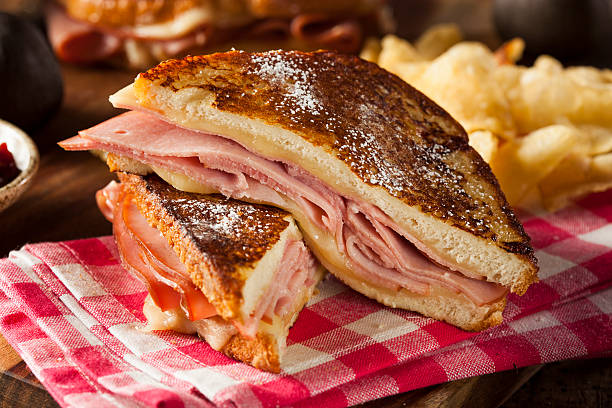 istock Homemade Monte Cristo Sandwich 518525111