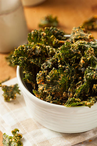 istock Homemade Green Kale Chips 518525471