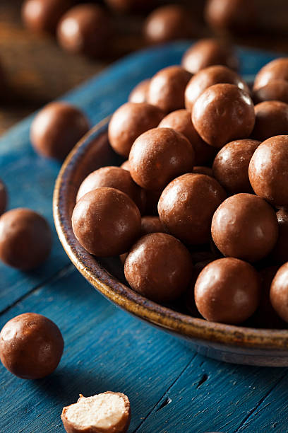 istock Dark Chocolate Malted Milk Balls 518528055