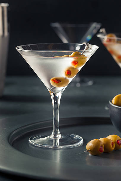 istock Classic Shaken Dry Vodka Martini 518537340