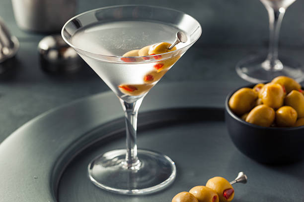 istock Classic Shaken Dry Vodka Martini 518537350