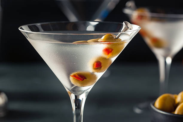 istock Classic Shaken Dry Vodka Martini 518537362