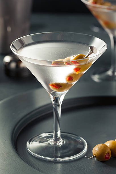 istock Classic Shaken Dry Vodka Martini 518537372