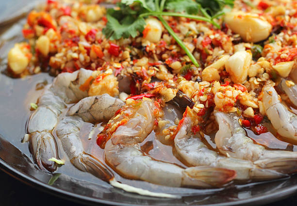 istock Spicy fresh shrimp - asia food 518552935