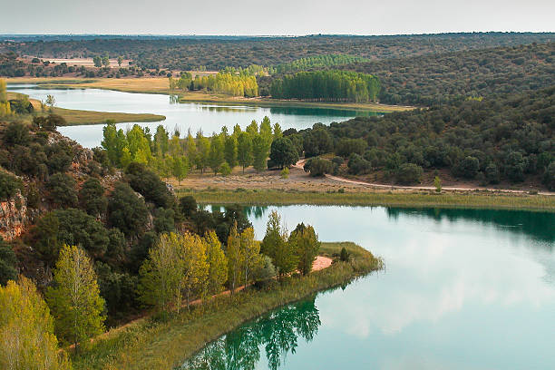 paisaje - lagoon fotografías e imágenes de stock