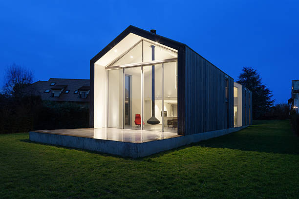 istock Exterior of a modern house 518589096
