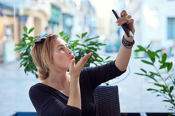 istock i'll send you a kiss 518590072