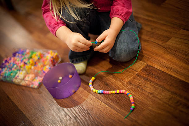Open bead container
