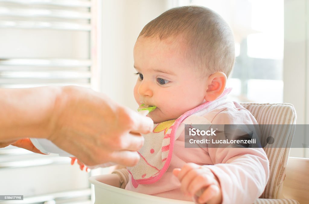 feed newborn weaning weaning feed newborn food habit Bebe - Spanish Singer Stock Photo