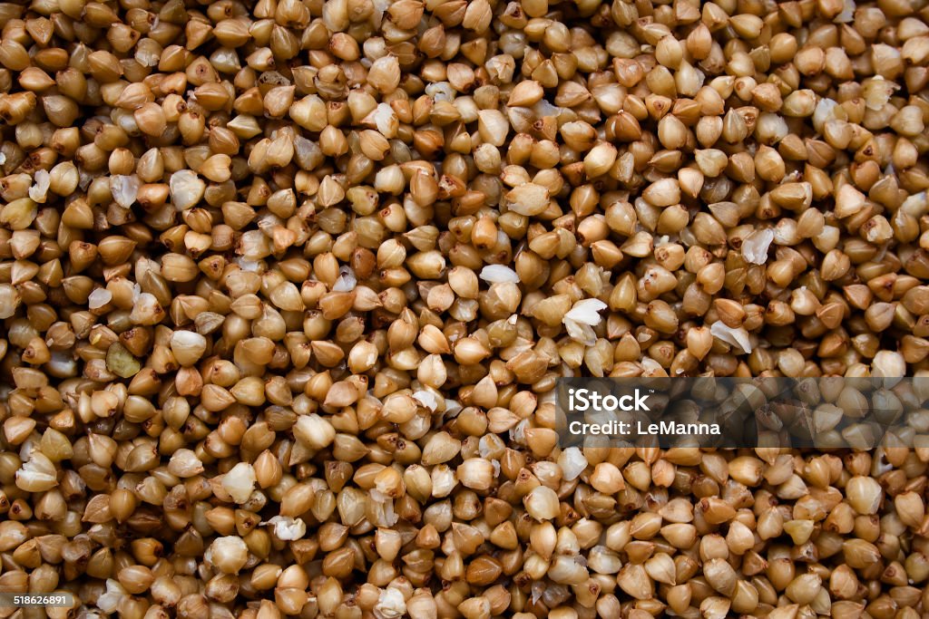 Grãos de trigo sarraceno - Foto de stock de Alimentação Saudável royalty-free