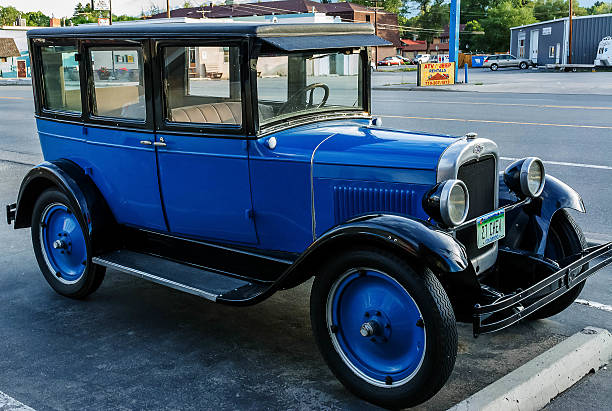 istock Vintage Car 1927 518628311