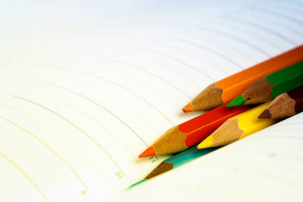 istock Color pencil and agenda 518657413