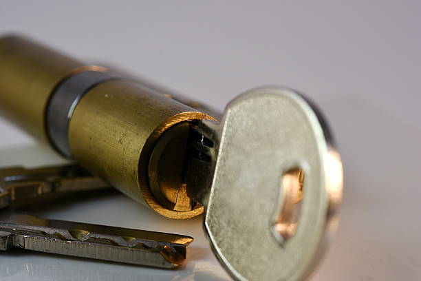 istock Close up keys and lock Cylinder 518681534