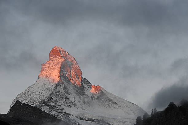 istock Matterhorn - Swiss Alps 518700017