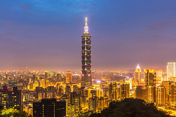 istock Taipei, Taiwan skylines 518701372