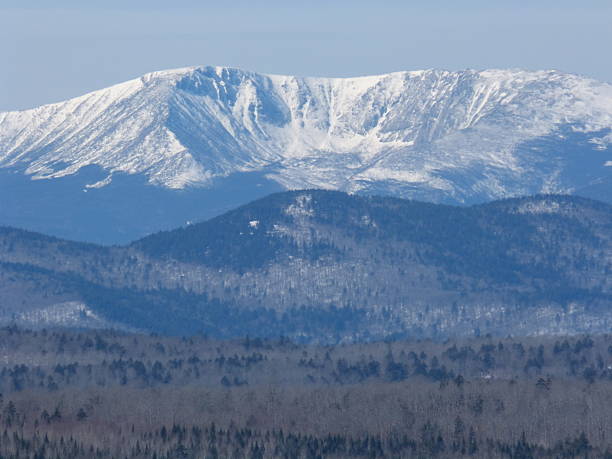 valle de monte katahdin - mt katahdin fotografías e imágenes de stock