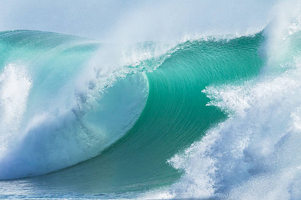 istock Ocean Wave Scenic Color 518721031