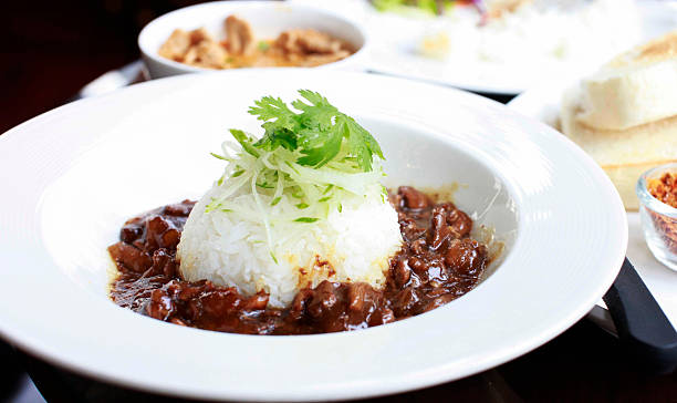 istock Sauteed pork with garlic and black pepper 518721573
