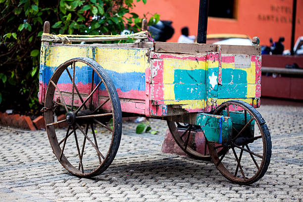 istock Traditional wagon in Cartagena de Indias 518729370