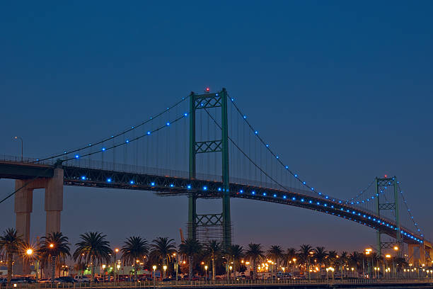 istock Vincent Thomas Bridge at Twilight in California 518732553