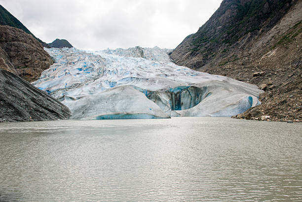 istock Alaska - Davidson Glacier - The Glacier Point Wilderness Safari 518739362