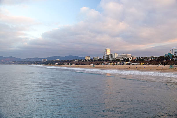 istock Santa Monica Sunrise 518751231