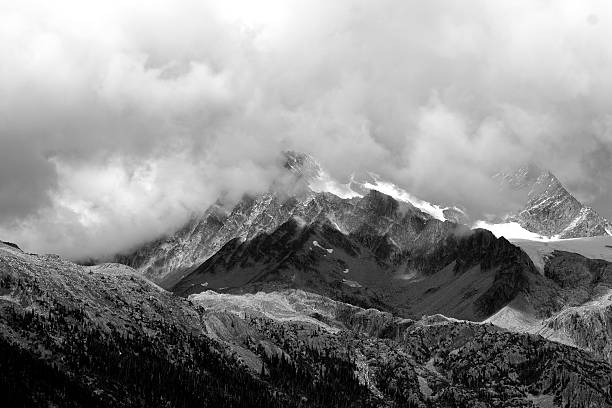 istock Canadian Rockies 3 518758513